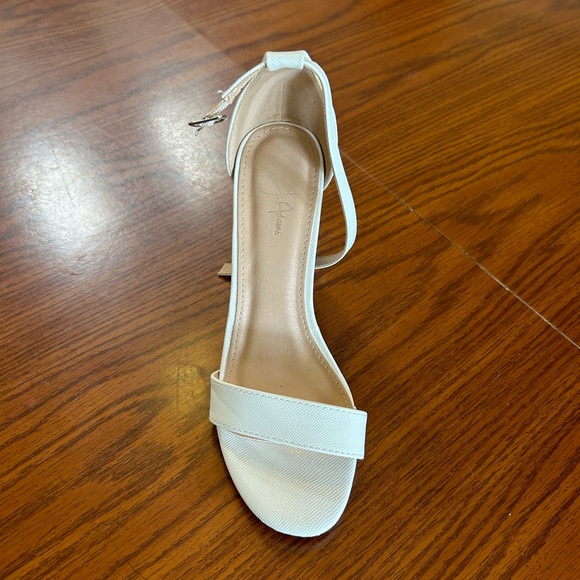 Homecoming Shoes - Picture 3 of 3